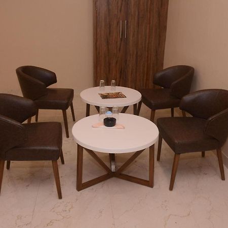 קוטה Hotel Bharat מראה חיצוני תמונה