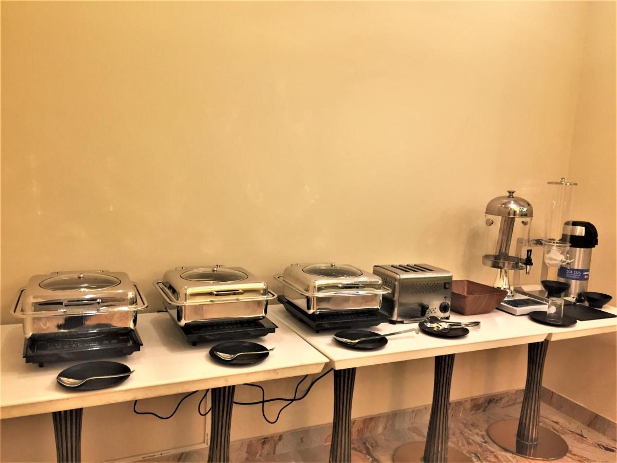 קוטה Hotel Bharat מראה חיצוני תמונה