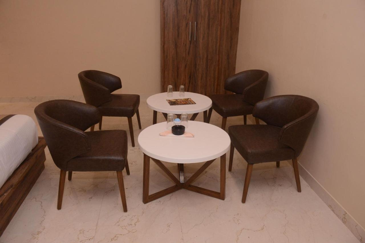 קוטה Hotel Bharat מראה חיצוני תמונה
