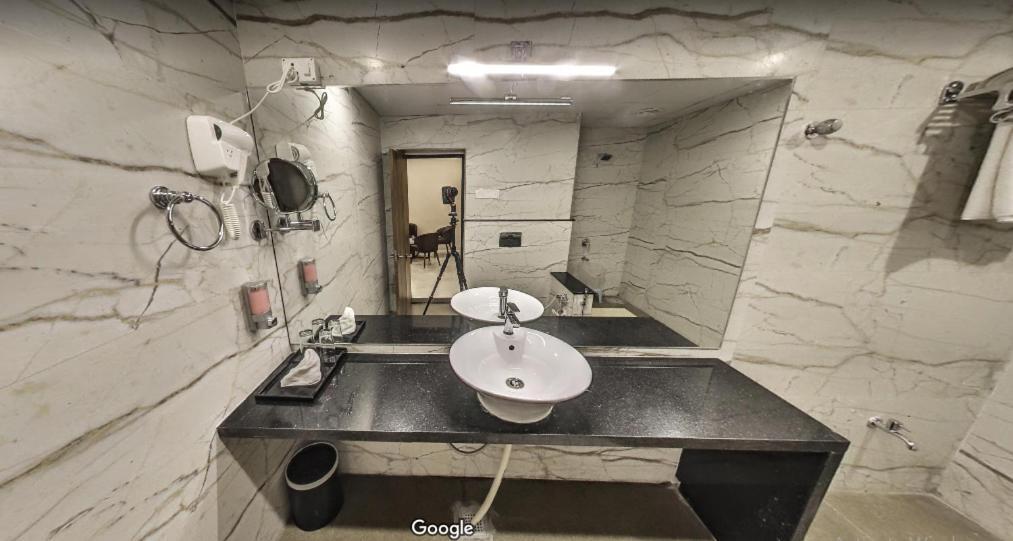 קוטה Hotel Bharat מראה חיצוני תמונה