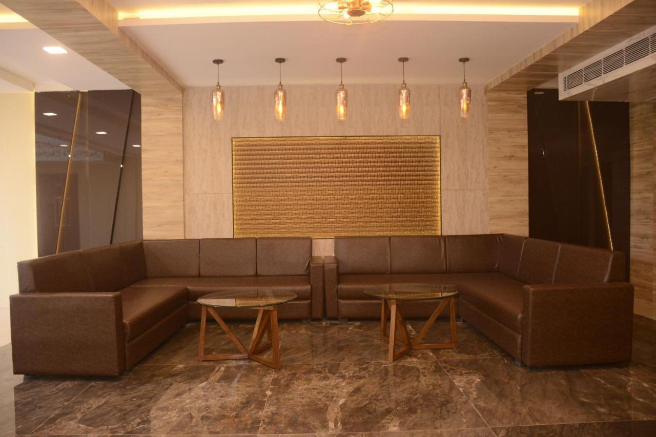 קוטה Hotel Bharat מראה חיצוני תמונה