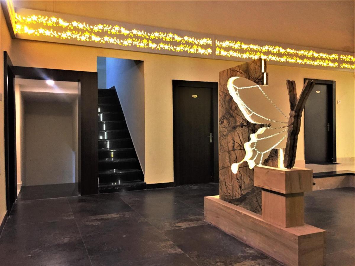 קוטה Hotel Bharat מראה חיצוני תמונה