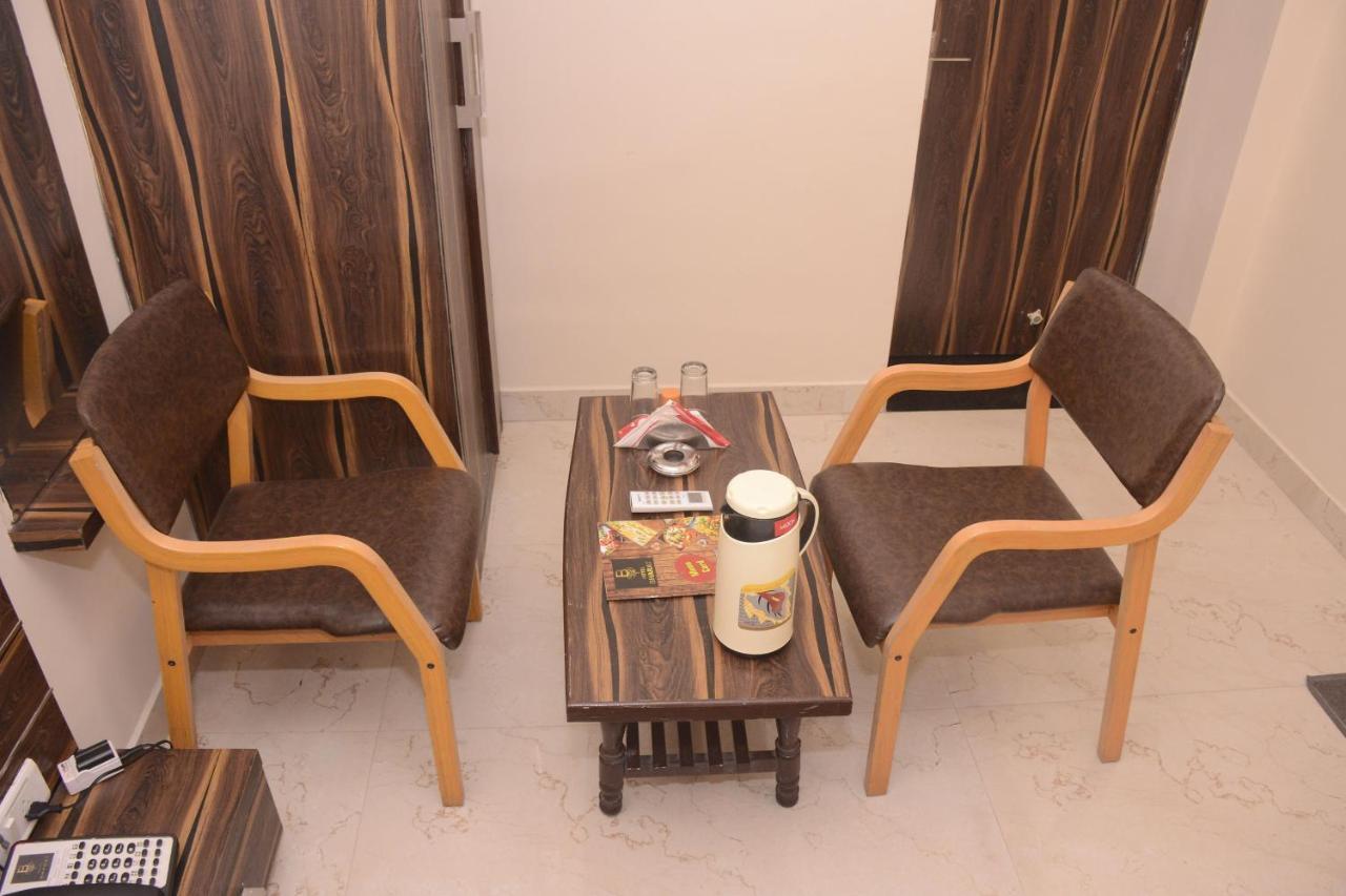 קוטה Hotel Bharat מראה חיצוני תמונה