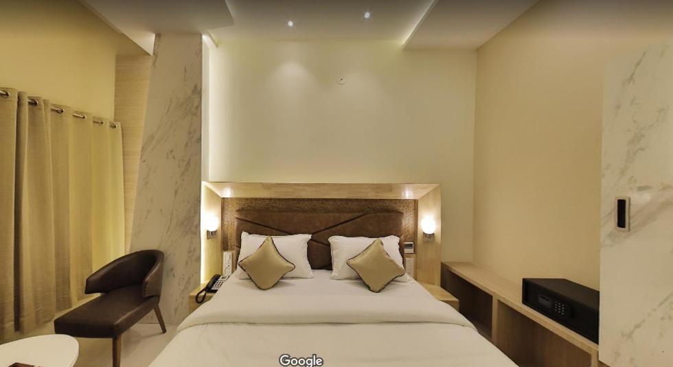 קוטה Hotel Bharat מראה חיצוני תמונה