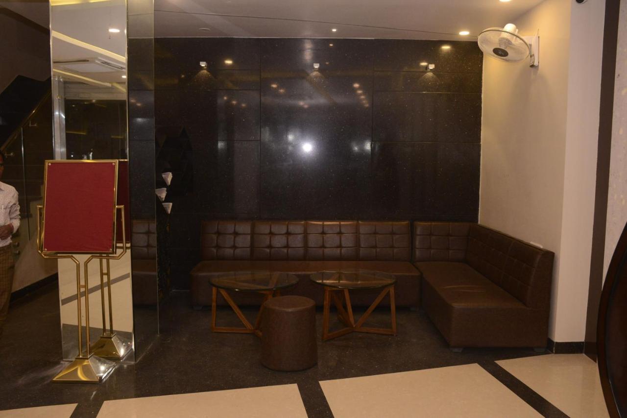 קוטה Hotel Bharat מראה חיצוני תמונה