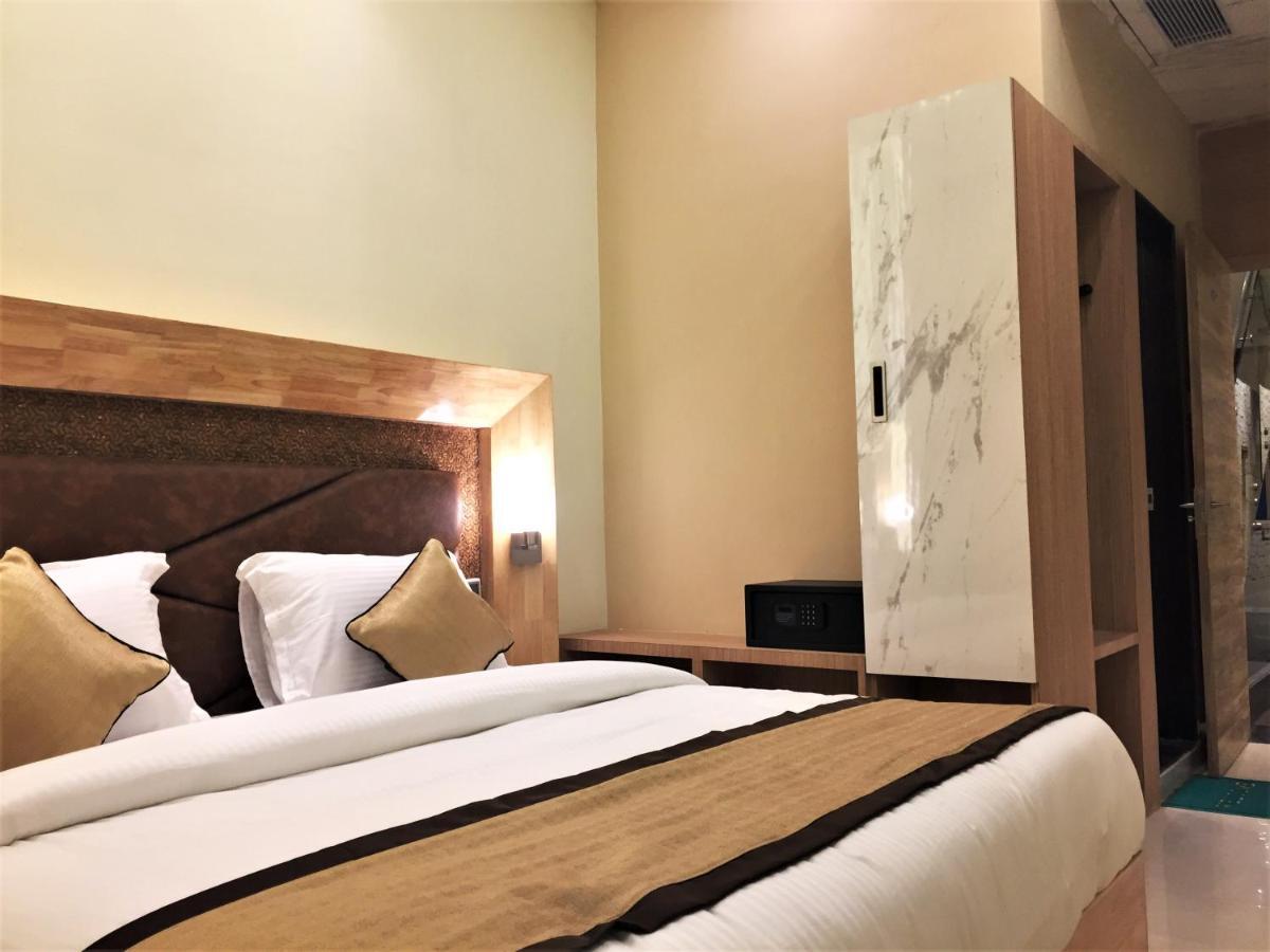 קוטה Hotel Bharat מראה חיצוני תמונה